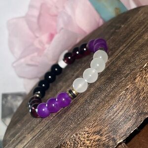 Gemstone stretch bracelet